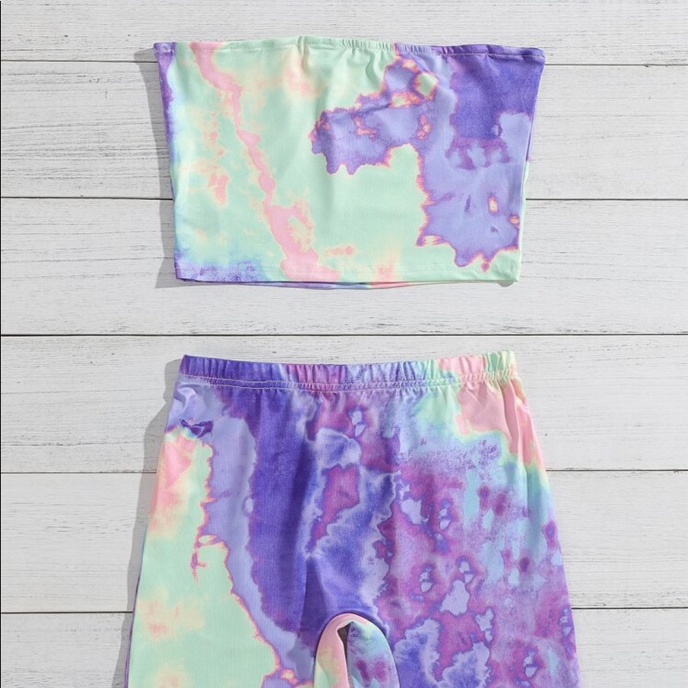 Two Piece Set.